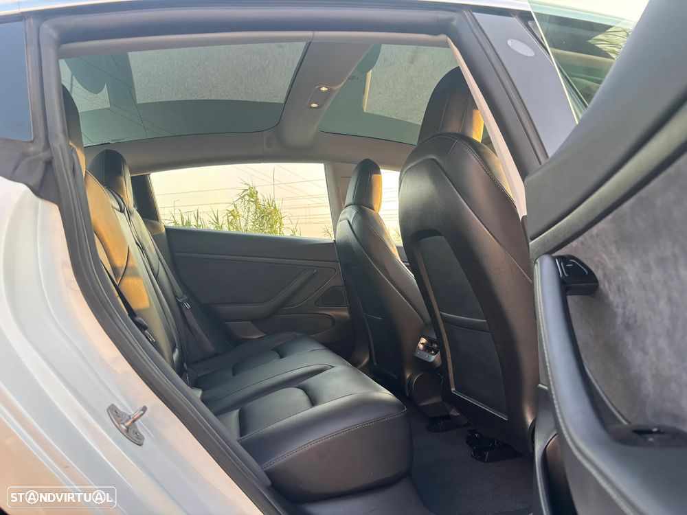 Tesla Model 3 Standard Range Plus RWD - 8