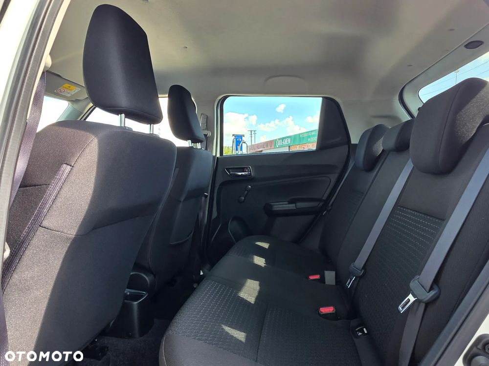 Suzuki Swift 1.2 Dualjet SHVS Premium CVT - 20