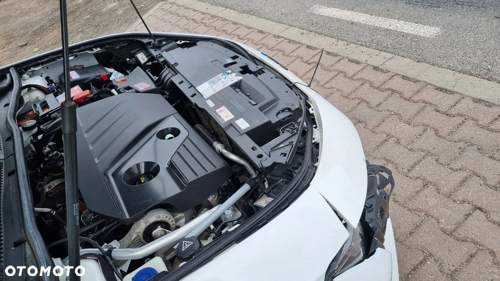 Peugeot 508 BlueHDi 160 EAT8 Allure Business-Paket - 36