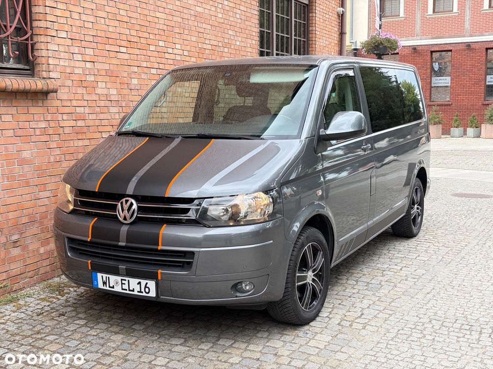 Volkswagen Multivan - 30