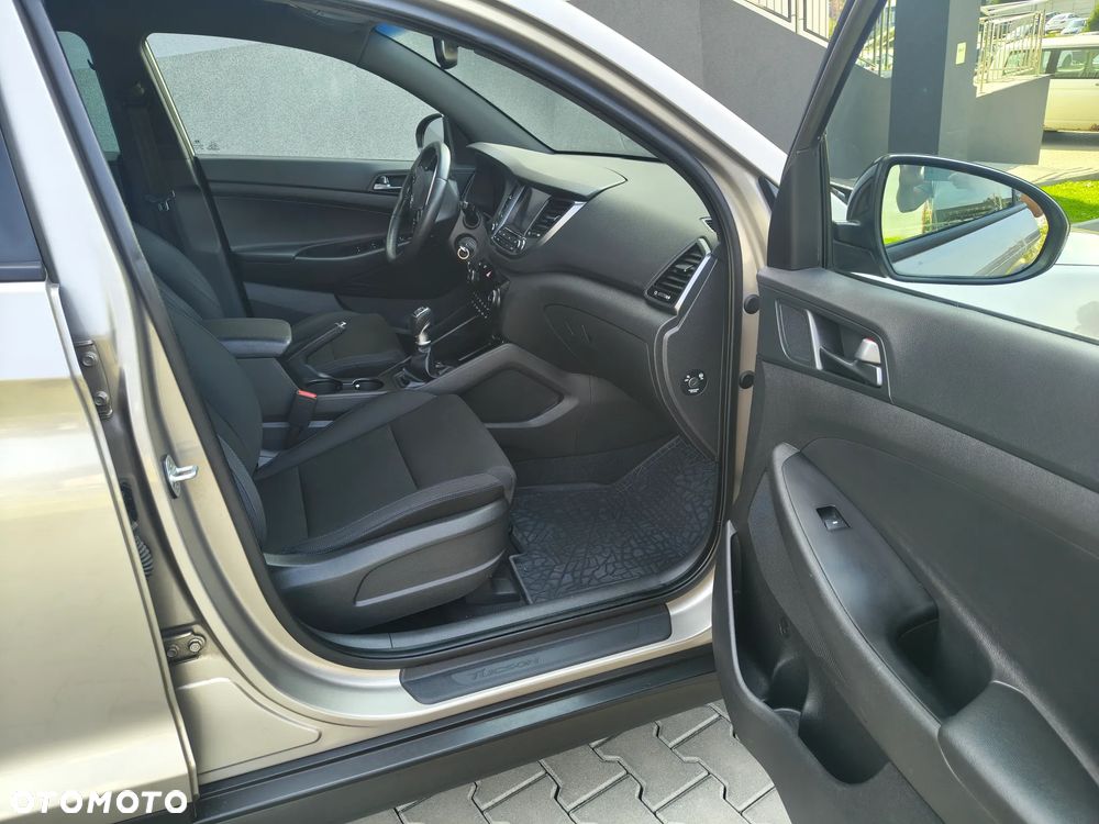 Hyundai Tucson blue 1.6 GDi 2WD Navi - 8