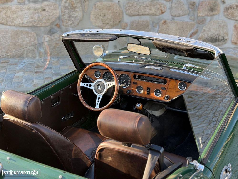 Triumph Spitfire - 18