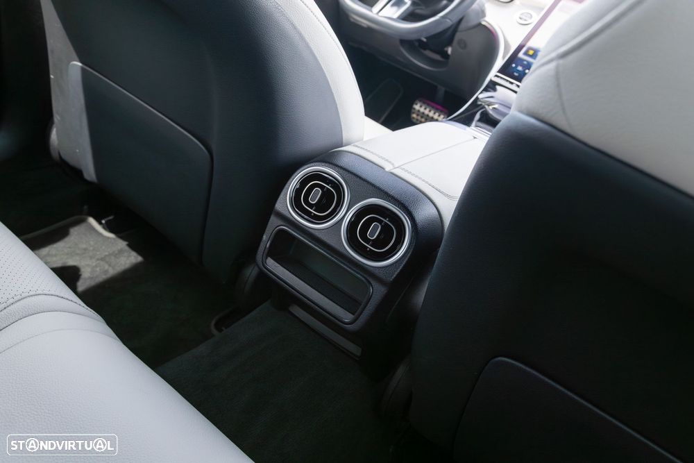 Mercedes-Benz C 300 d AMG Line - 18