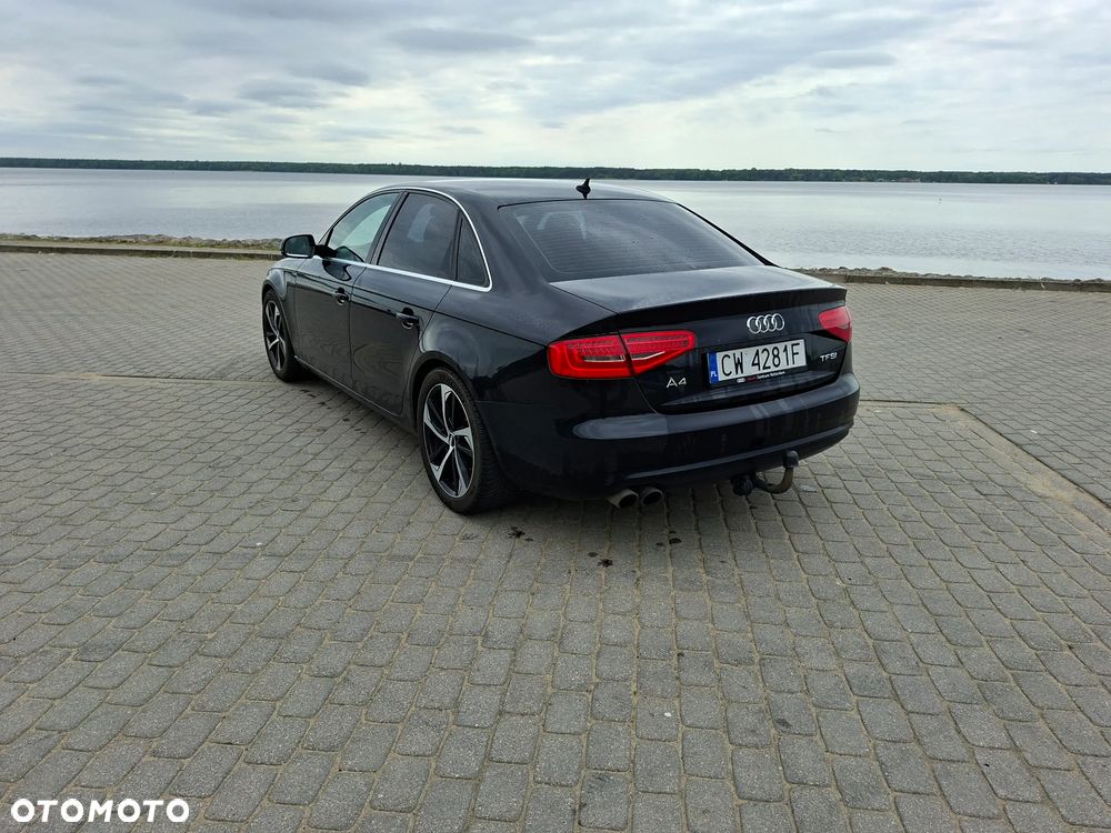 Audi A4 Limousine - 3