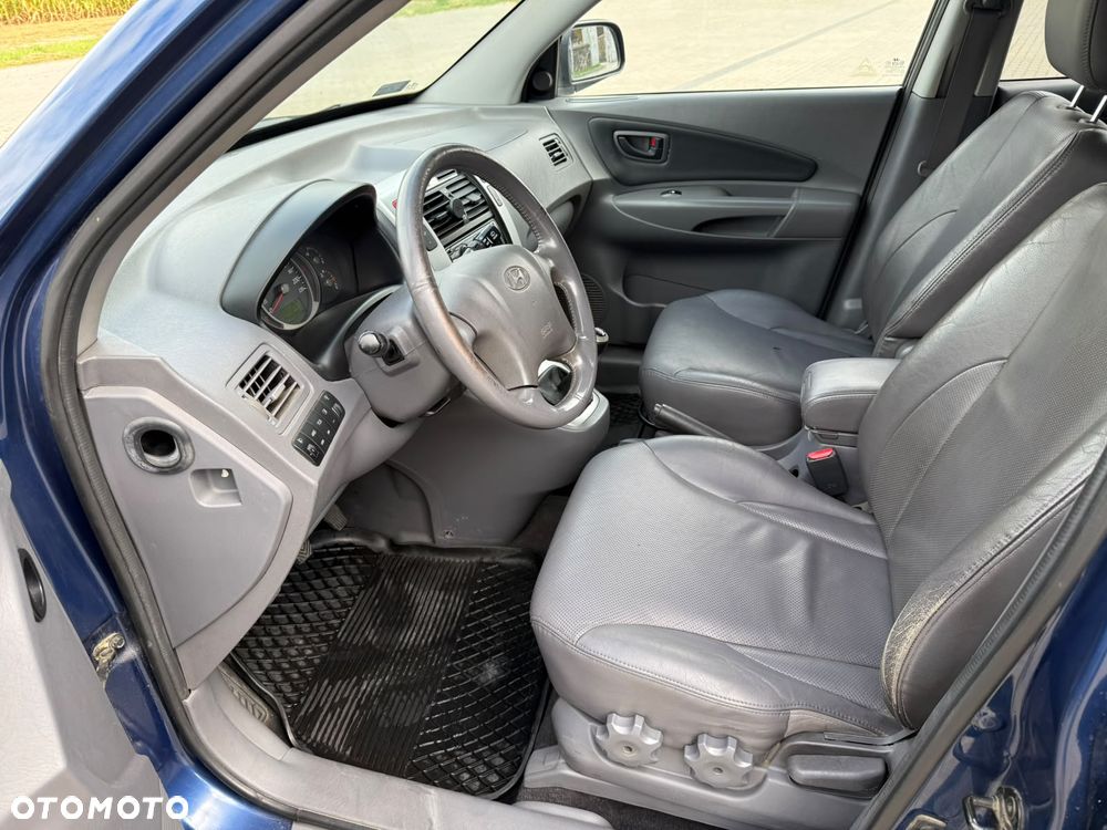 Hyundai Tucson 2.0 CRDi 4WD GLS - 11