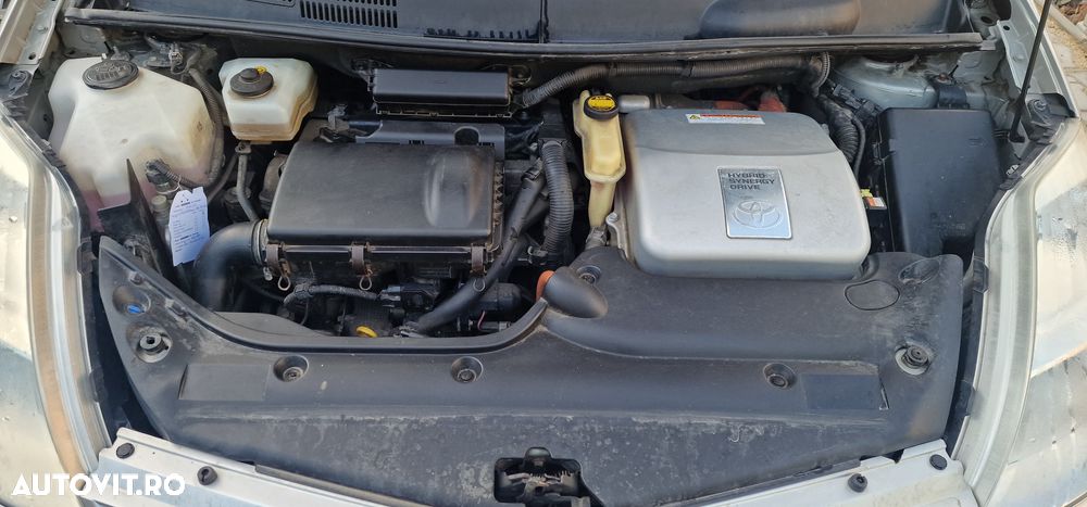 Toyota Prius - 8