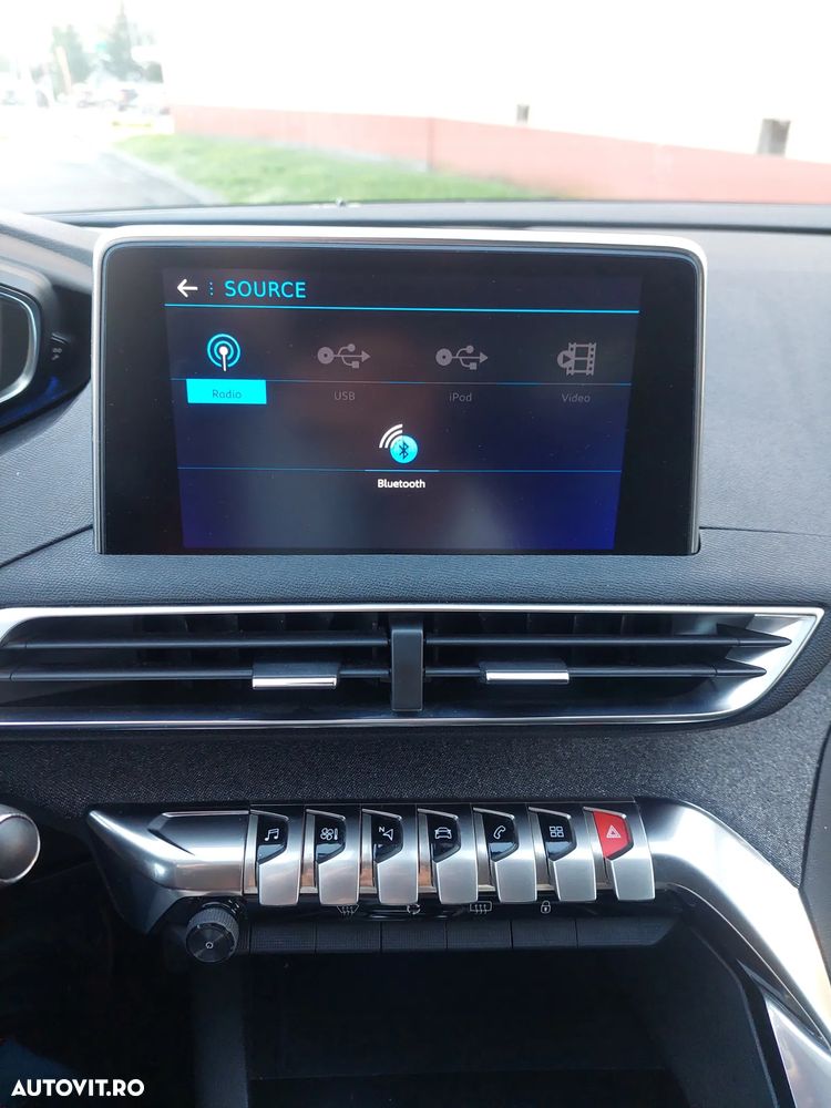 Peugeot 3008 - 18