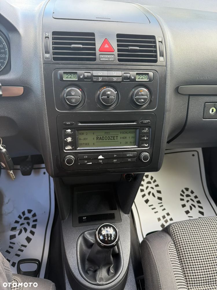 Volkswagen Touran 2.0 TDI Trendline - 9