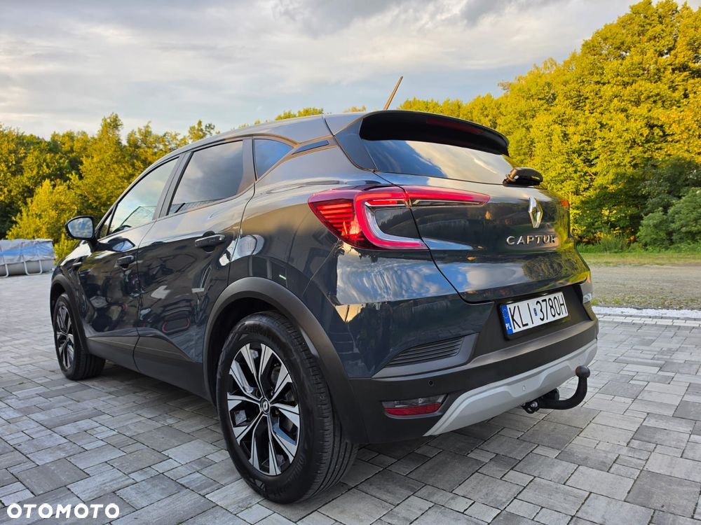 Renault Captur - 32