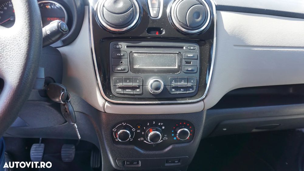 Dacia Lodgy 1.6 Ambiance - 23