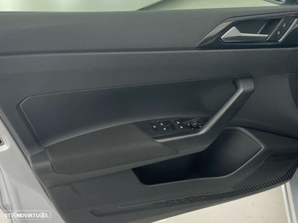 VW Polo 1.0 TSI Urban DSG - 17