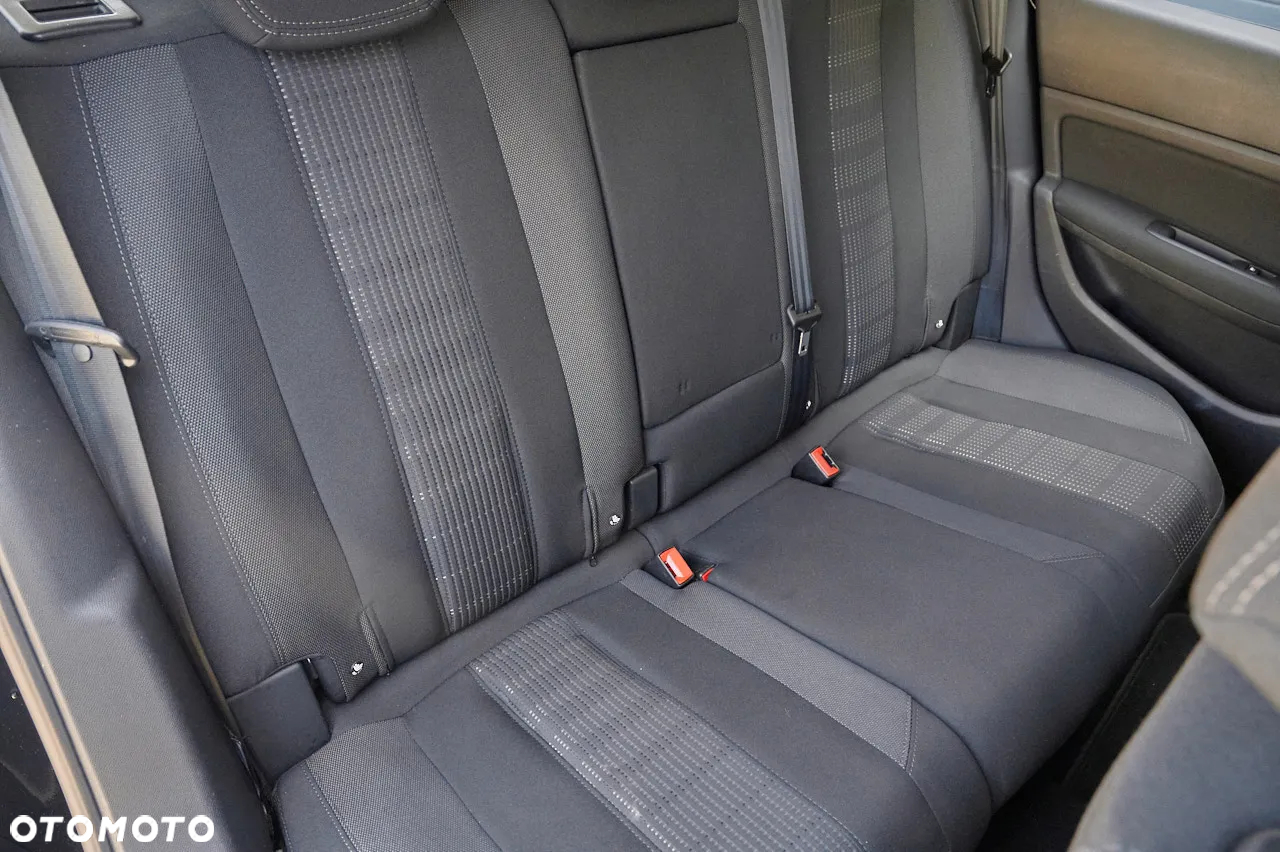Peugeot 308 SW BlueHDi 150 Stop & Start Niveau 2 Business-Line - 17