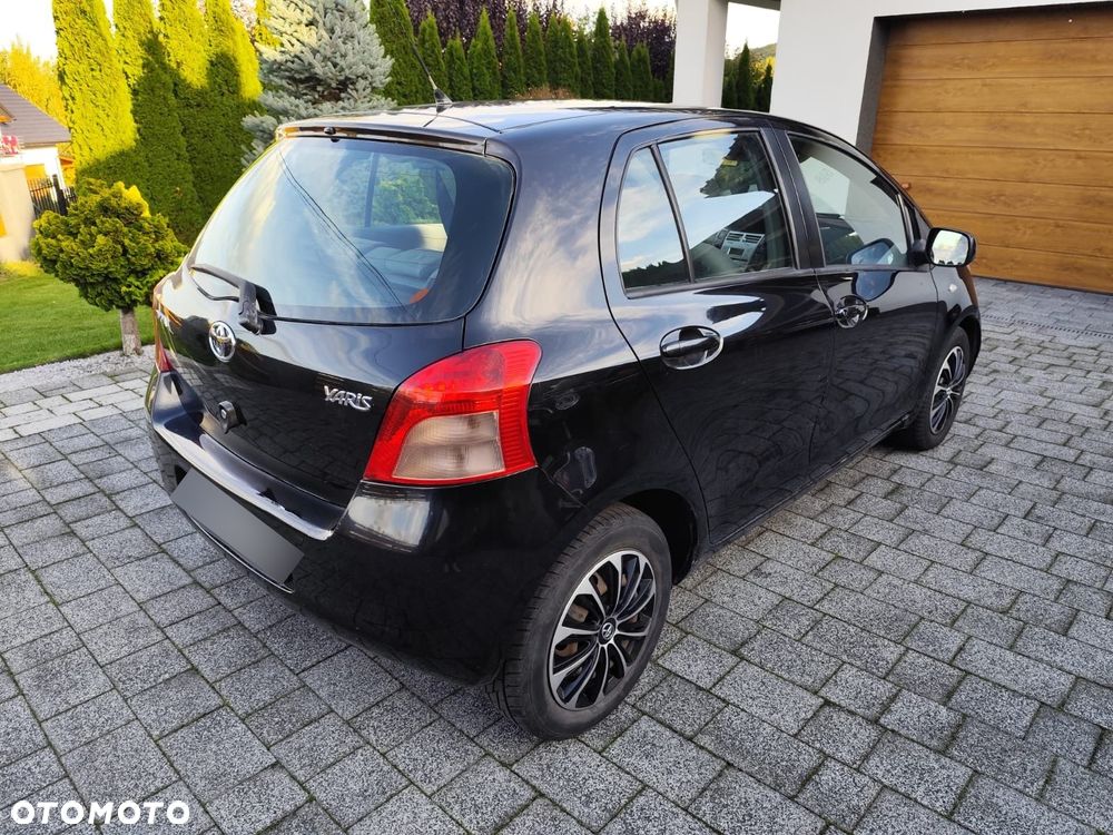 Toyota Yaris - 3