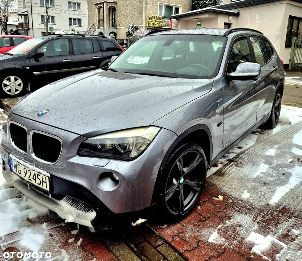 BMW X1 xDrive20d - 10