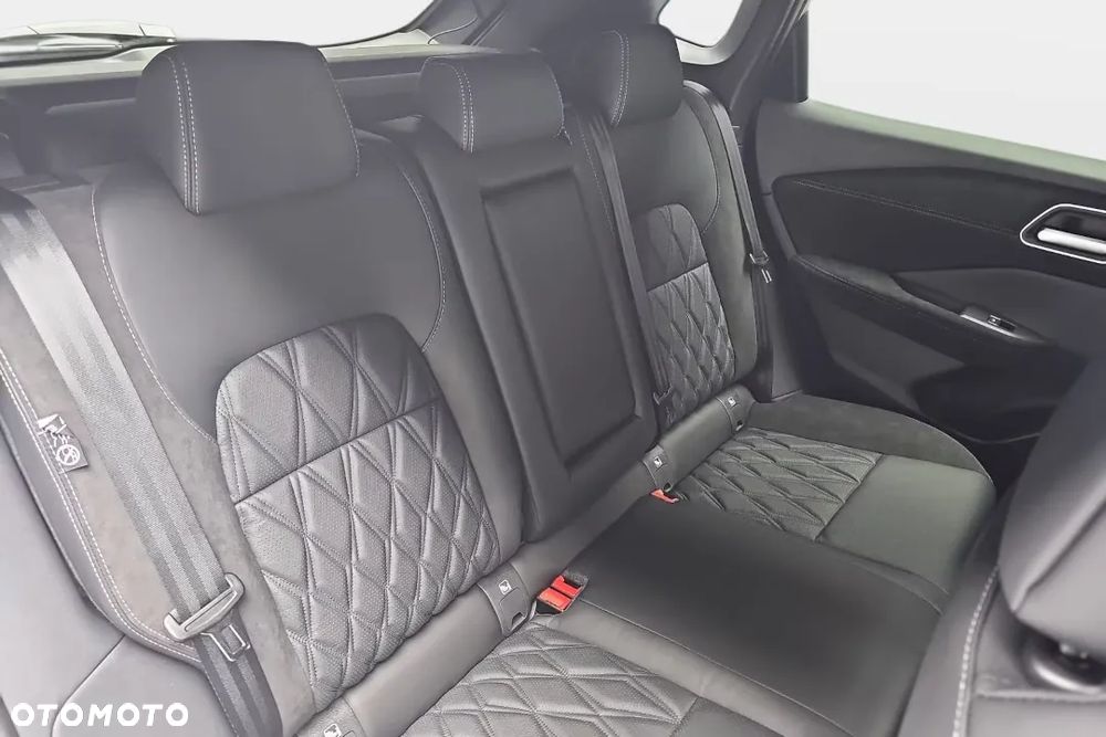 Nissan Qashqai 1.3 DIG-T MHEV 4x4 Tekna Xtronic - 19