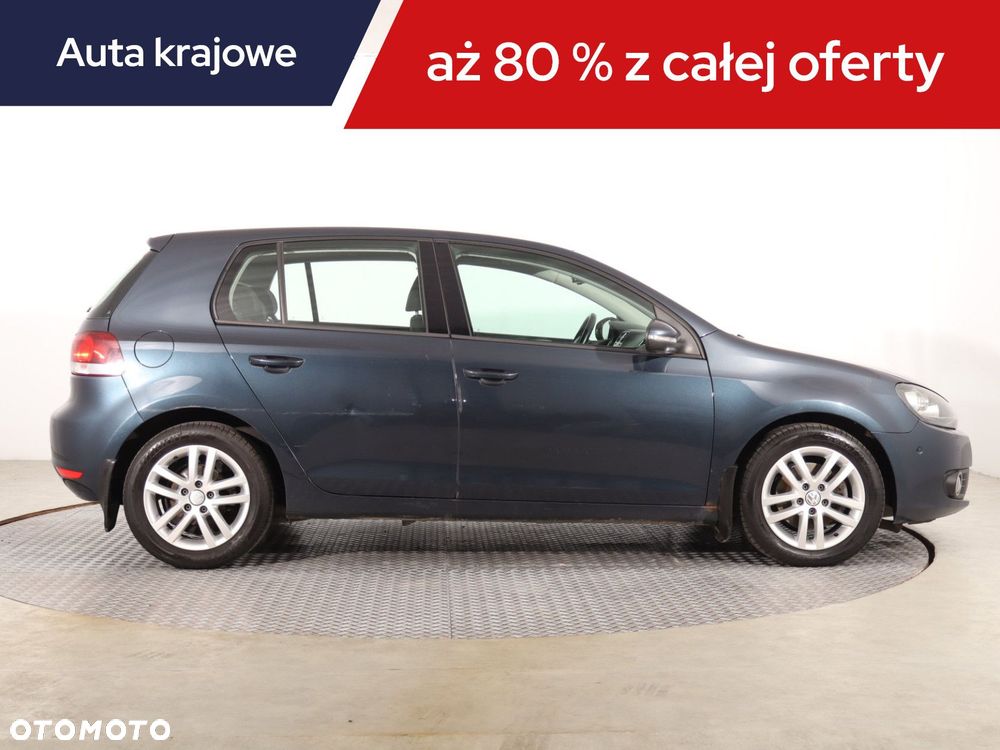 Volkswagen Golf - 8