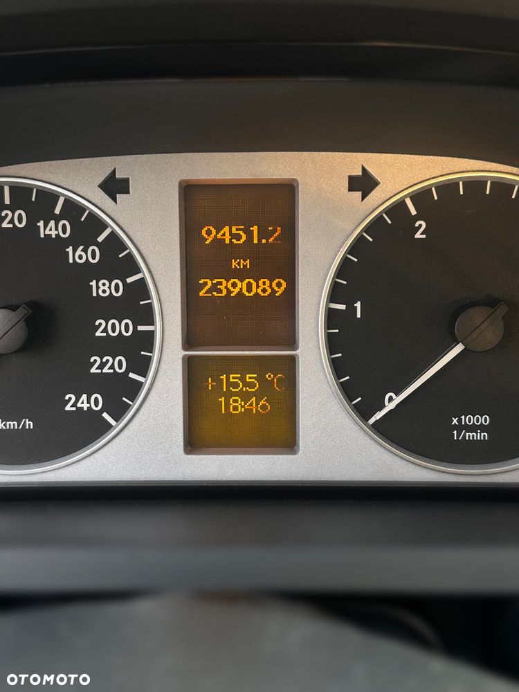 Mercedes-Benz Klasa B - 21