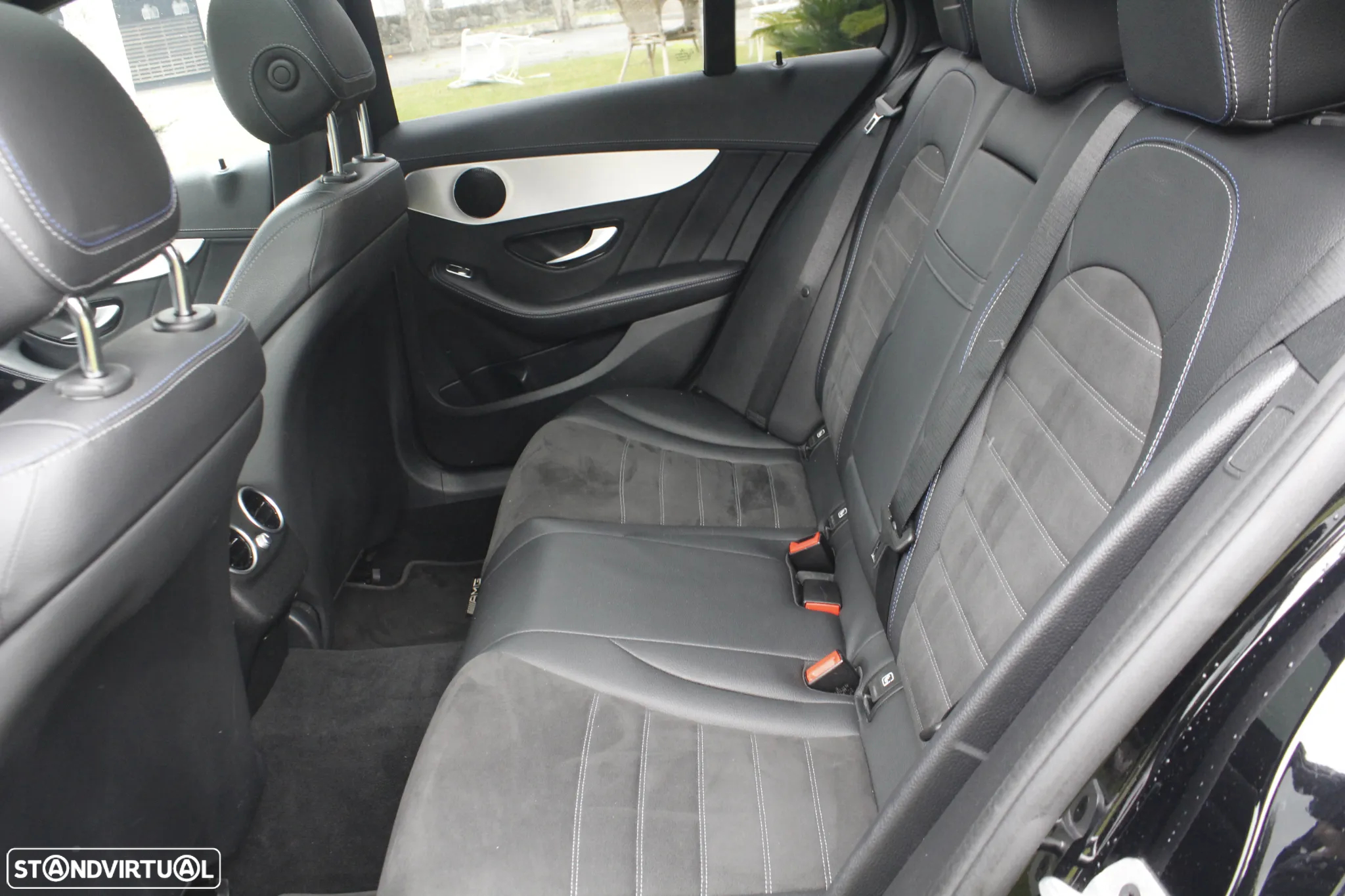 Mercedes-Benz C 300 de AMG Line - 39