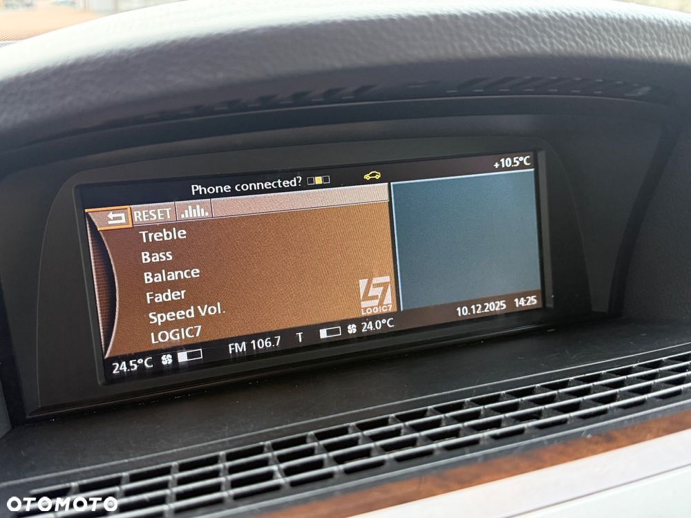 BMW Seria 7 730d - 32