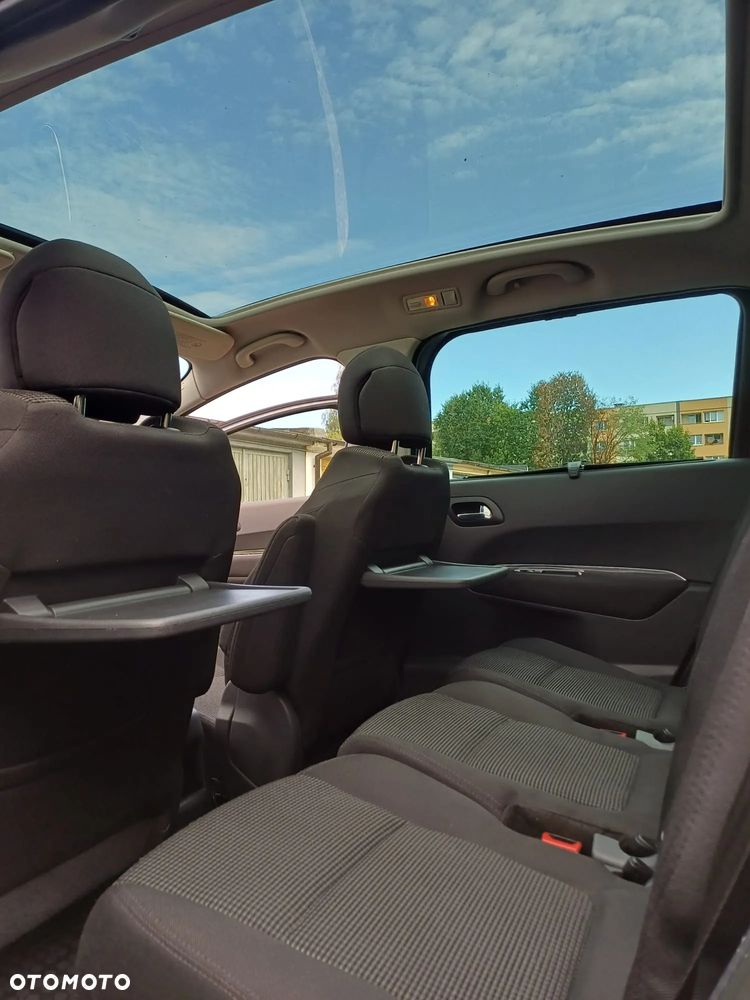 Peugeot 5008 1.6 THP Active 7os - 1