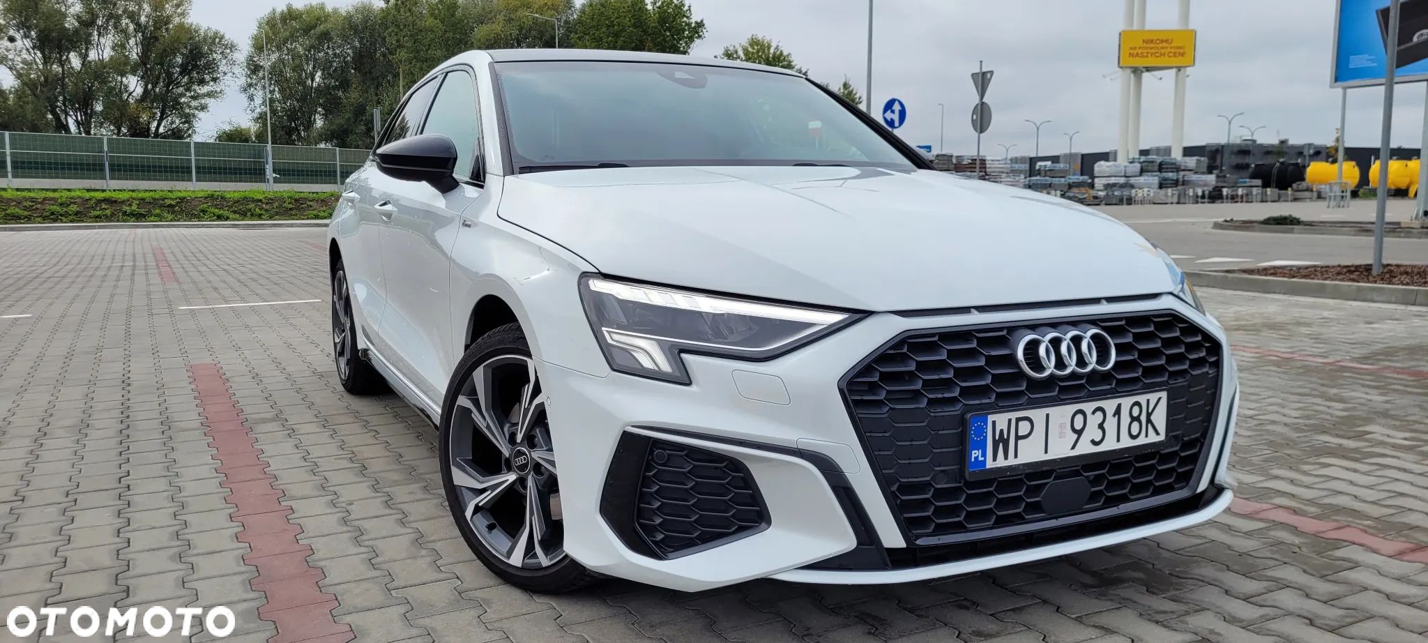 Audi A3 40 TFSIe Sportback S tronic S line - 1