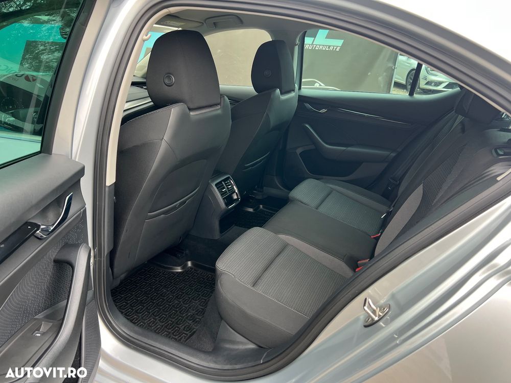 Skoda Octavia 2.0 TDI Active - 13