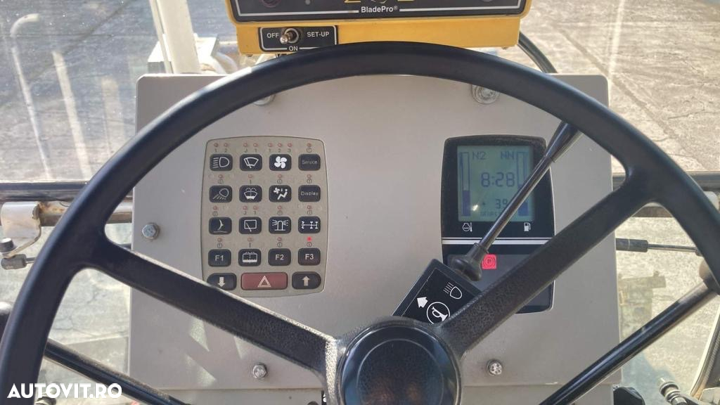 New Holland F106.5 - 3