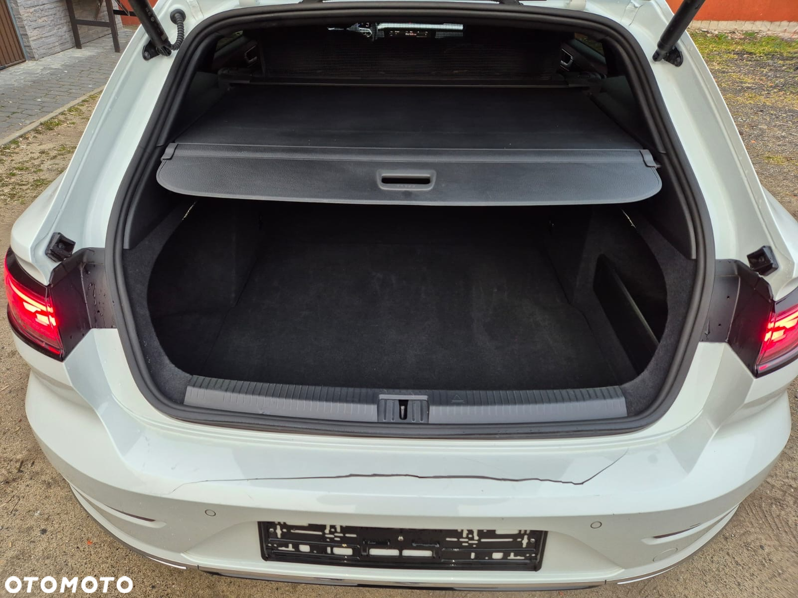 Volkswagen Arteon Shooting Brake 2.0 TDI SCR DSG R-Line - 28