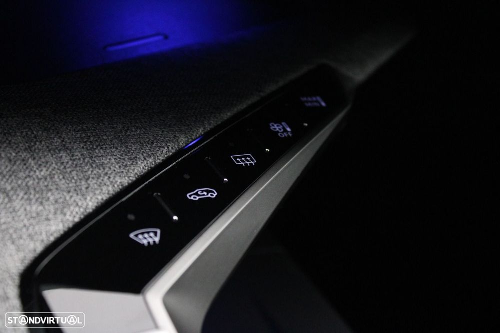 Peugeot E-3008 73 kWh Allure - 28