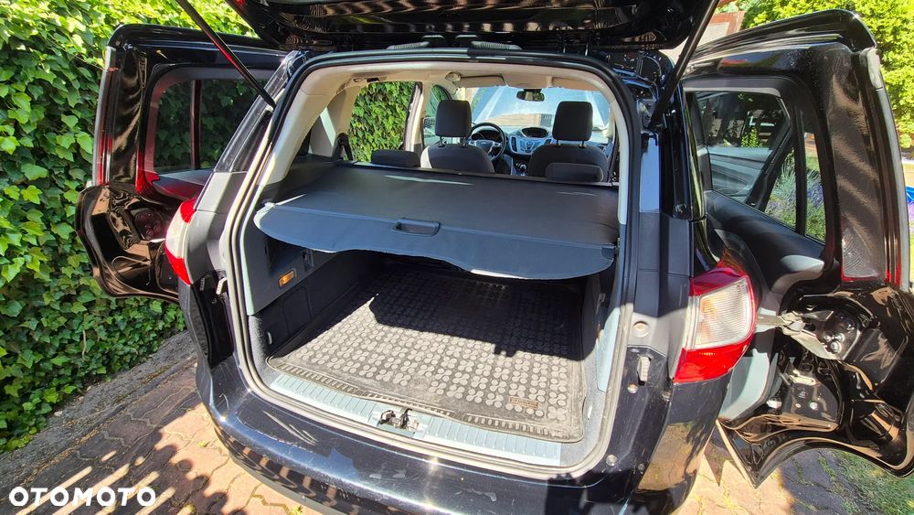 Ford C-MAX - 12