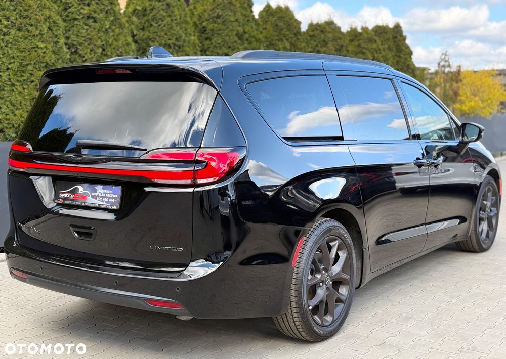 Chrysler Pacifica - 7