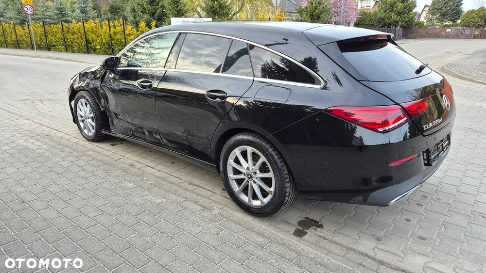 Mercedes-Benz CLA 220 d Edition 1 8G-DCT - 9
