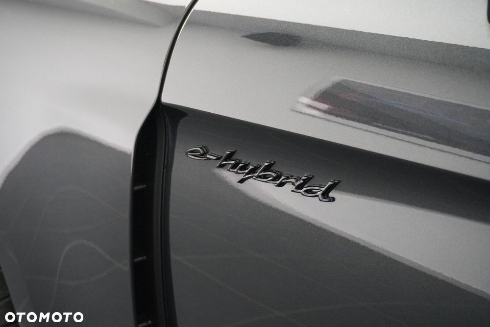 Porsche Panamera - 8