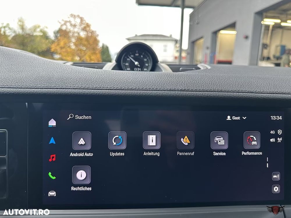 Porsche Panamera 4 E-Hybrid - 31