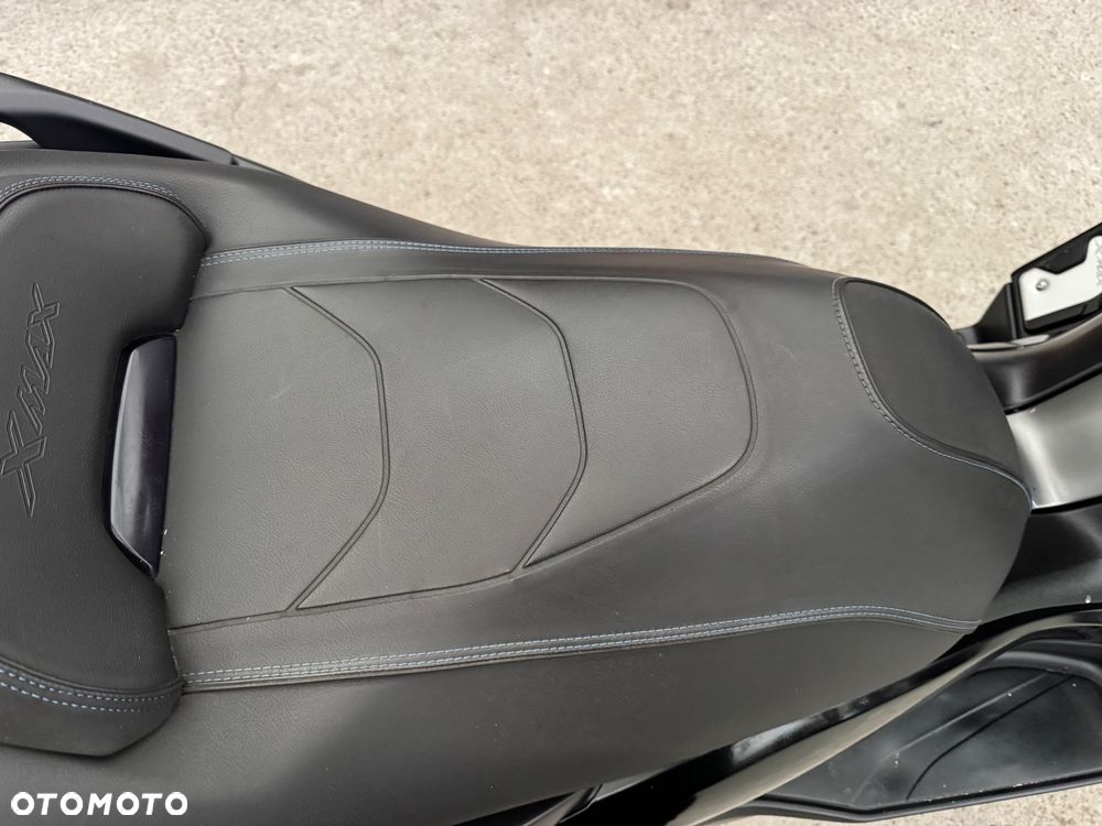 Yamaha X-max - 15