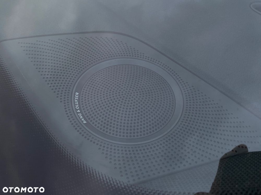 Audi RS4 Avant Standard - 12