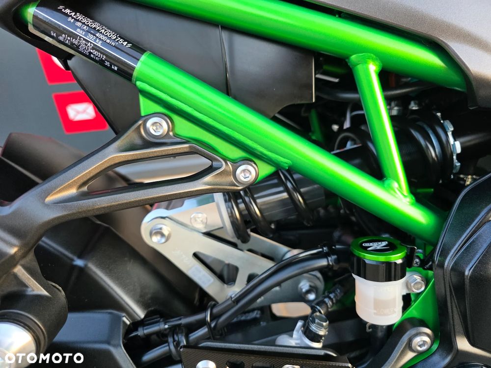 Kawasaki Z 900 - 20