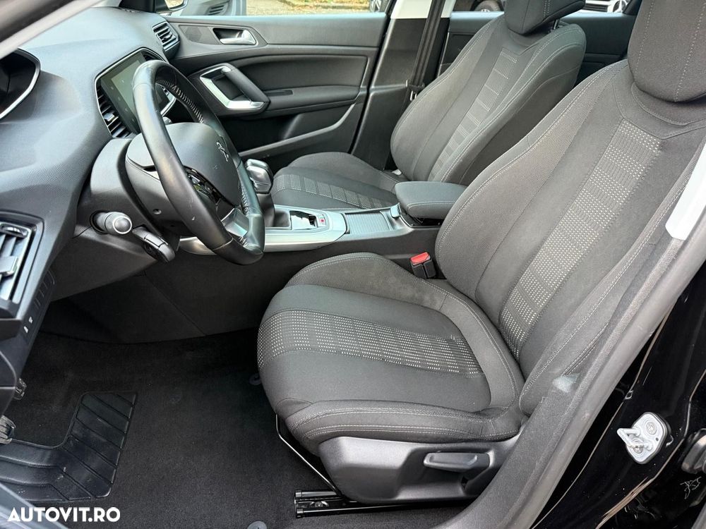 Peugeot 308 - 7
