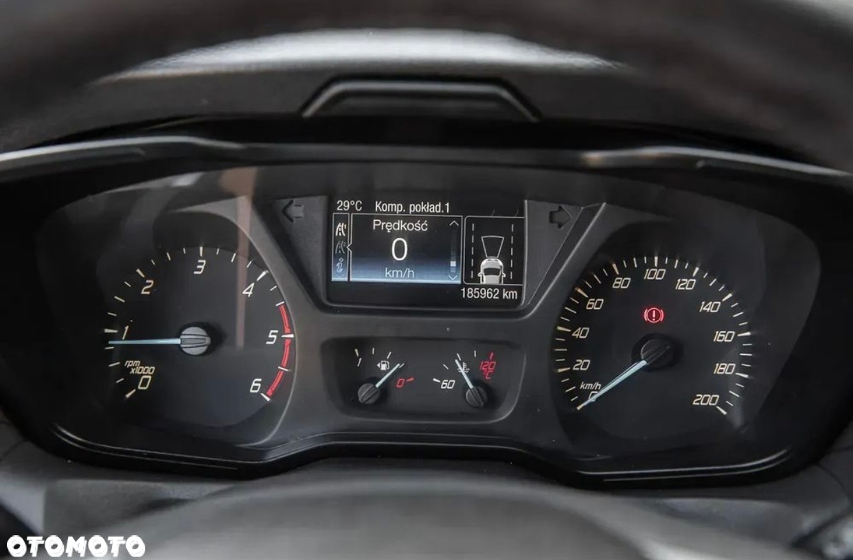 Ford Transit - 12