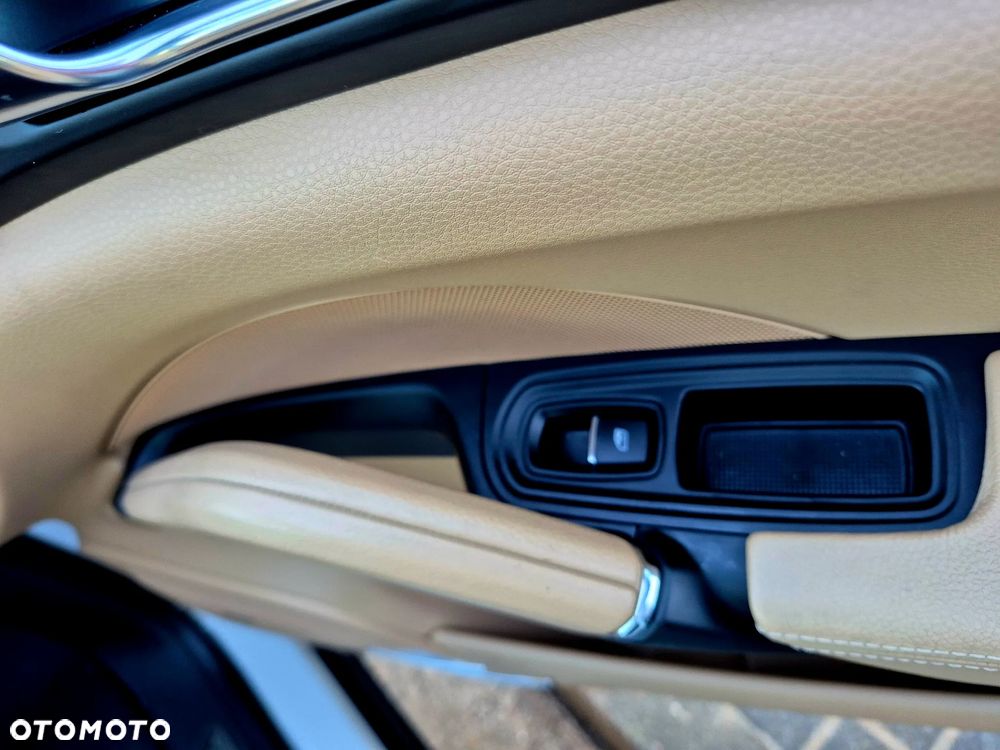 Porsche Cayenne - 20