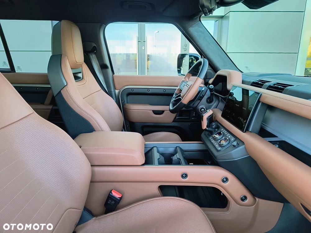 Land Rover Defender 110 5.0 P525 V8 - 18