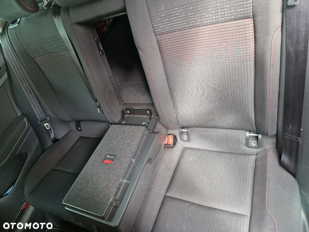 Volkswagen Golf 2.0 TDI Sound - 16