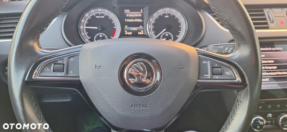 Skoda Octavia 2.0 TDI SCR Style DSG - 24