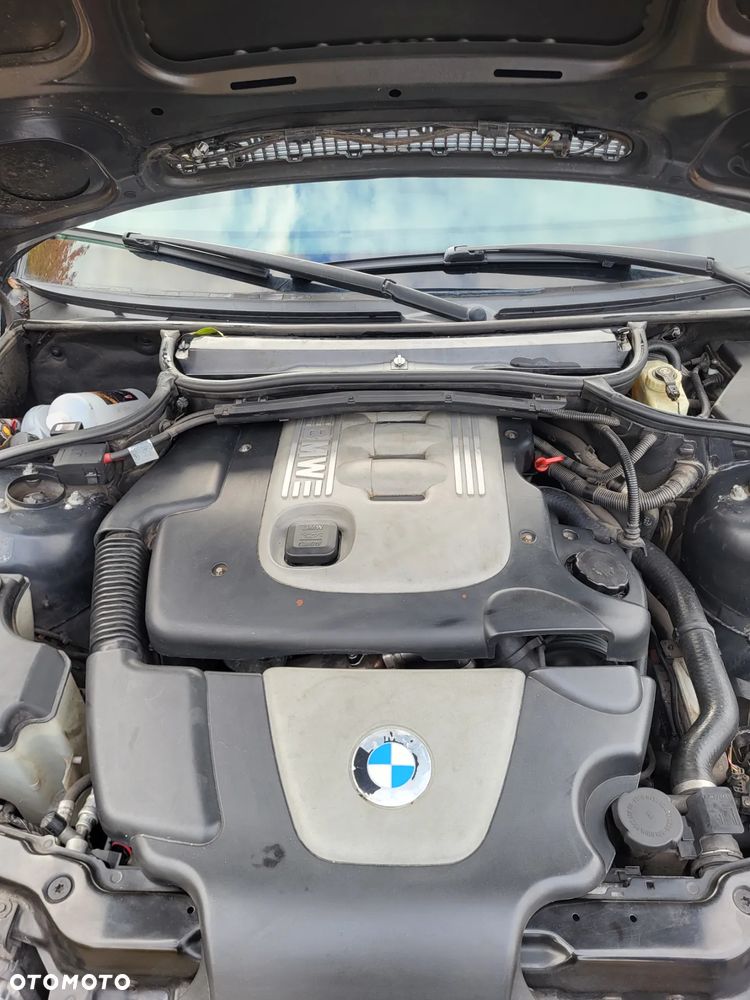 BMW Seria 3 320d Touring - 6