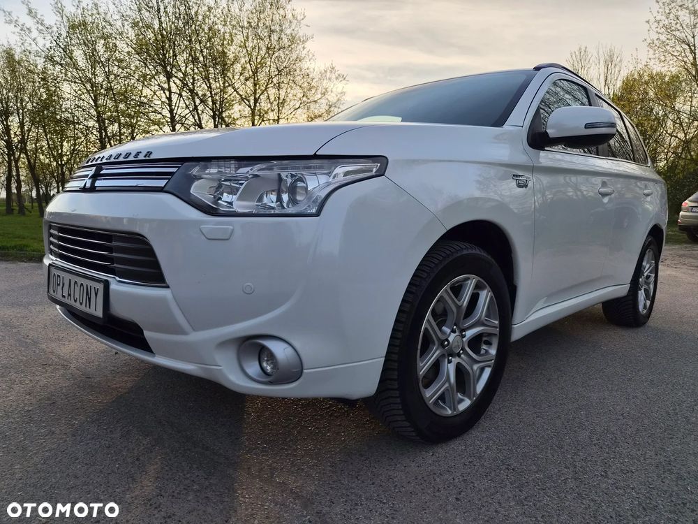 Mitsubishi Outlander - 9