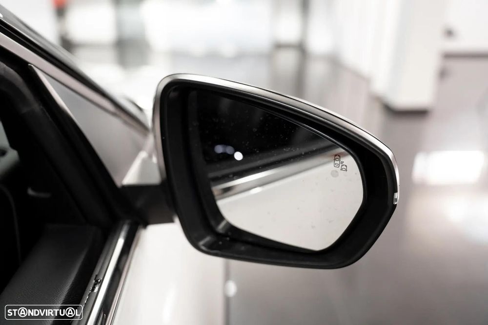 Citroën C5 Aircross 1.6 Hybrid Plus e-EAT8 - 26