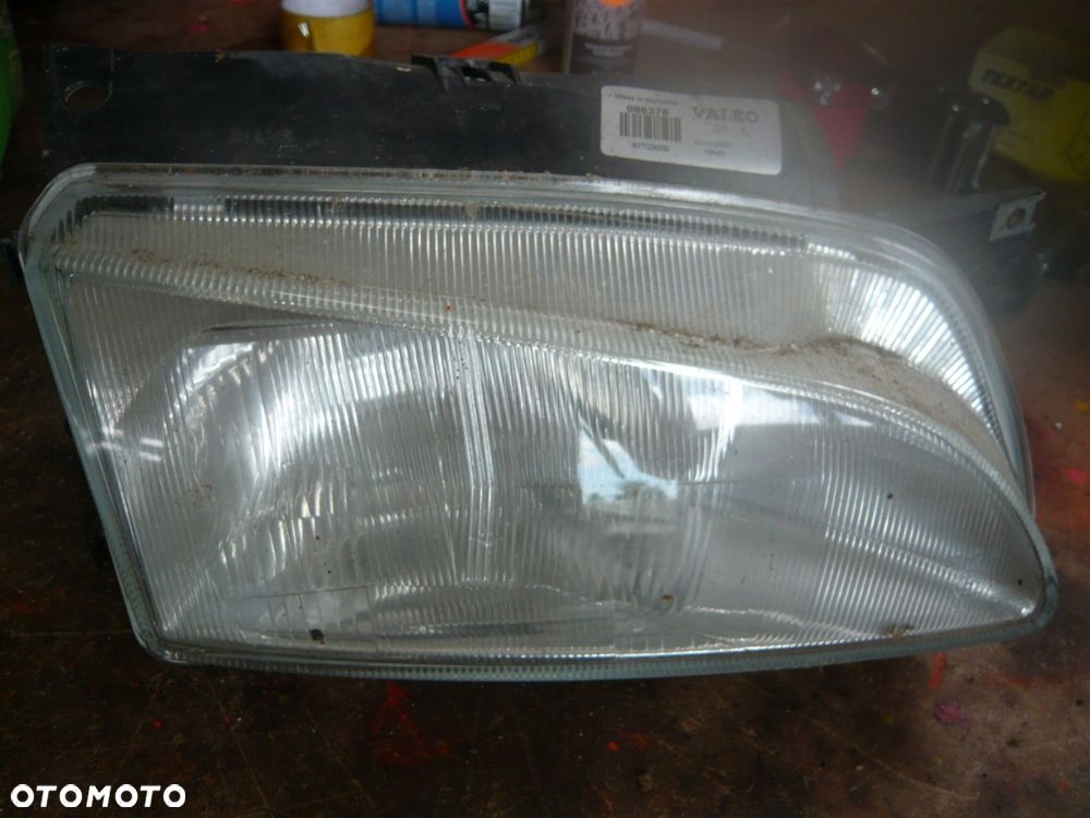reflektor lampa prawa przód 086376 peugeot partner - 1