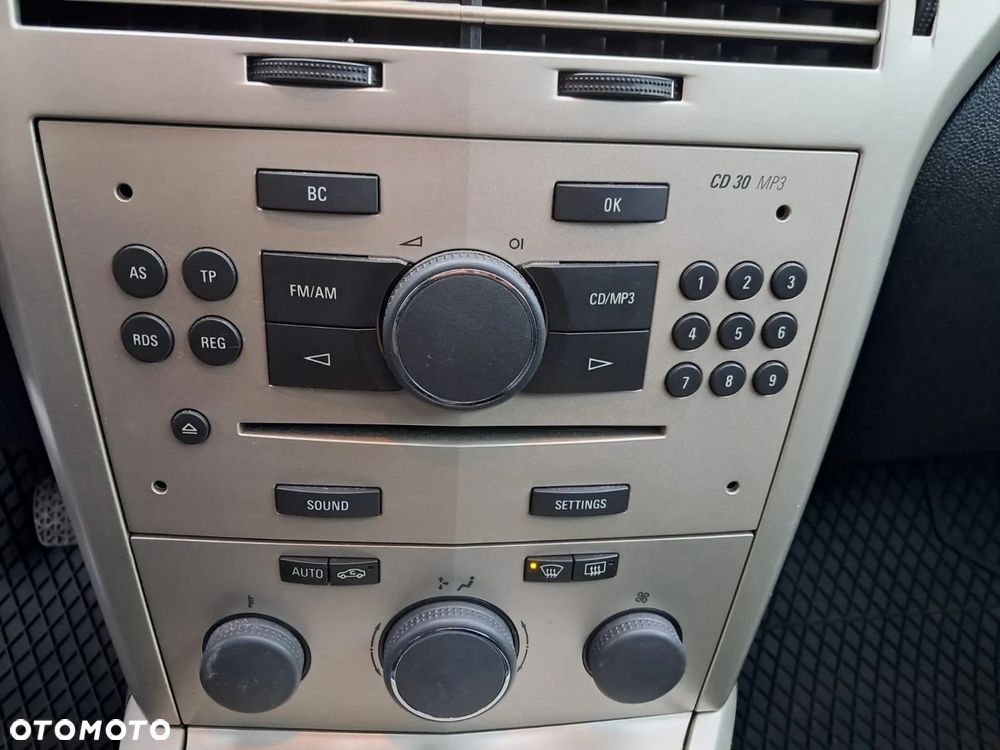 Opel Astra 1.6 Edition - 25