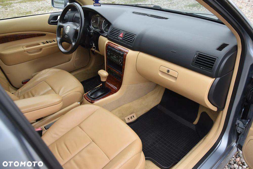 Skoda Octavia 1.8T L&K - 16