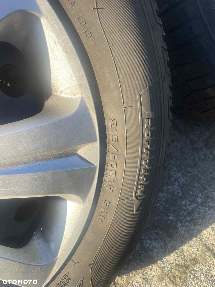 Koła zimowe z kołpakami FORD MONDEO 215/60 R16 5x108 - 6